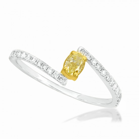 Women's Natural Light Yellow Oval Diamond Ring 
